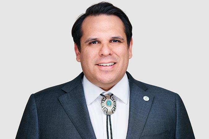 Justin Martinez speaking at a campaign event